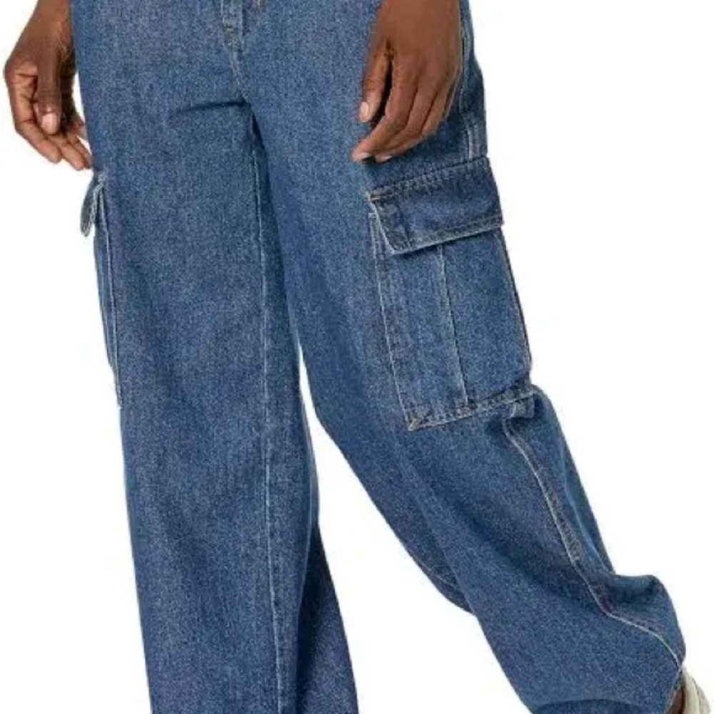 Levi's Women's High Rise Cargo Jeans - Denim Blue